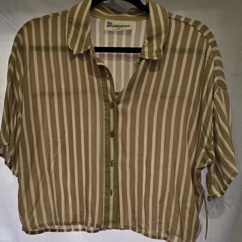 No Boundaries Brown Striped Shirt And Shorts